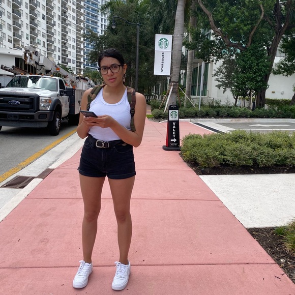 Meet your Posher, Victoria - Picture 3 of 4